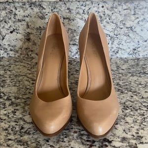 Nine West size 10M tan leather heels